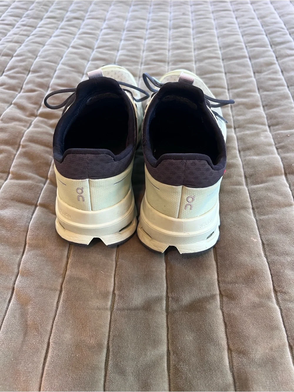On Running Cloudultra Vine Meadow Green Size 8.5